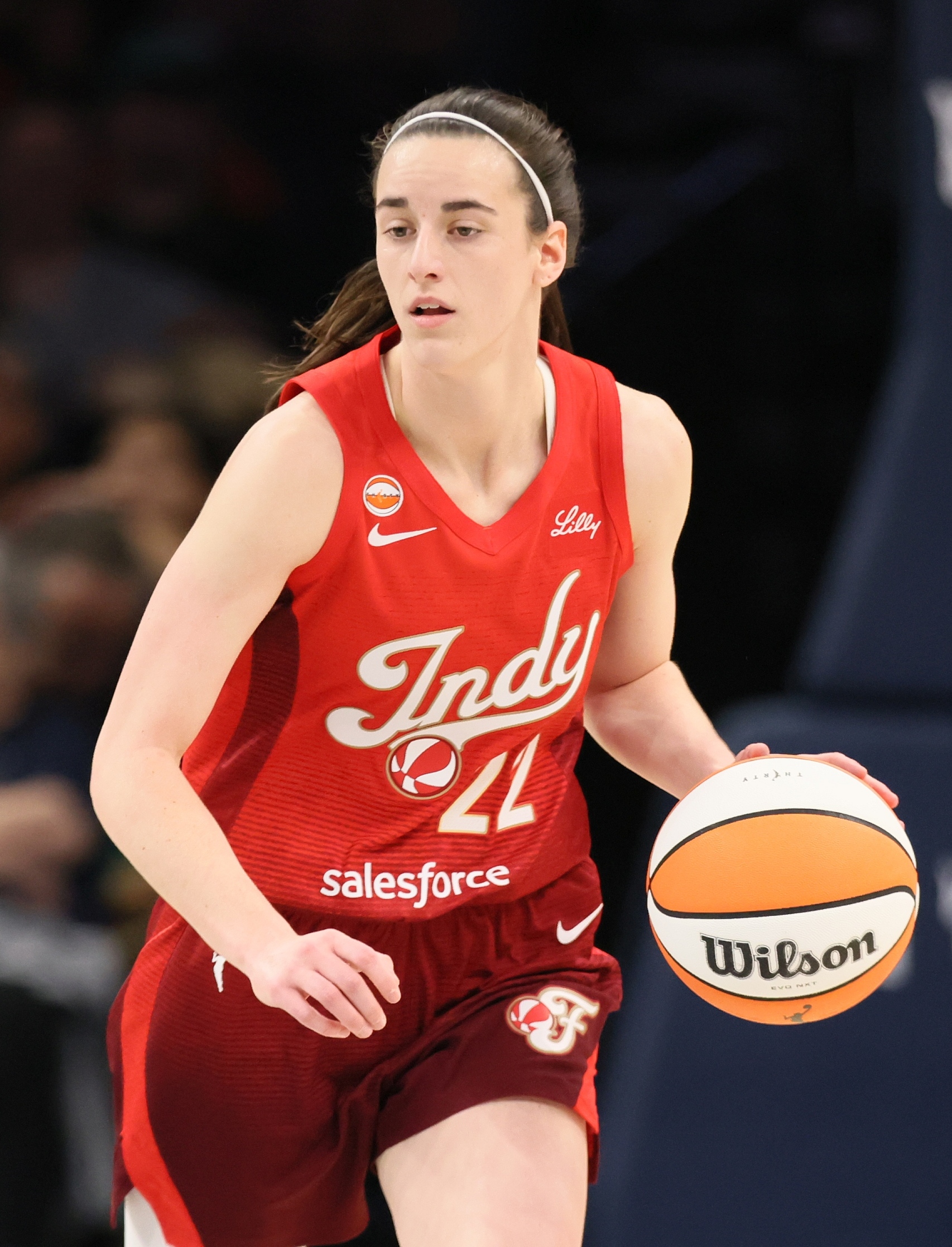 Caitlin Clark Torches Sun In Masterclass