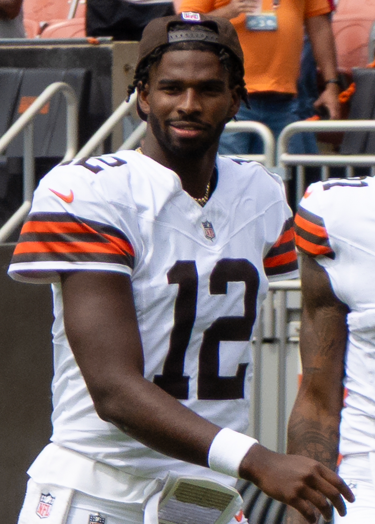 Shedeur Sanders Outshines Booed Deshaun Watson!